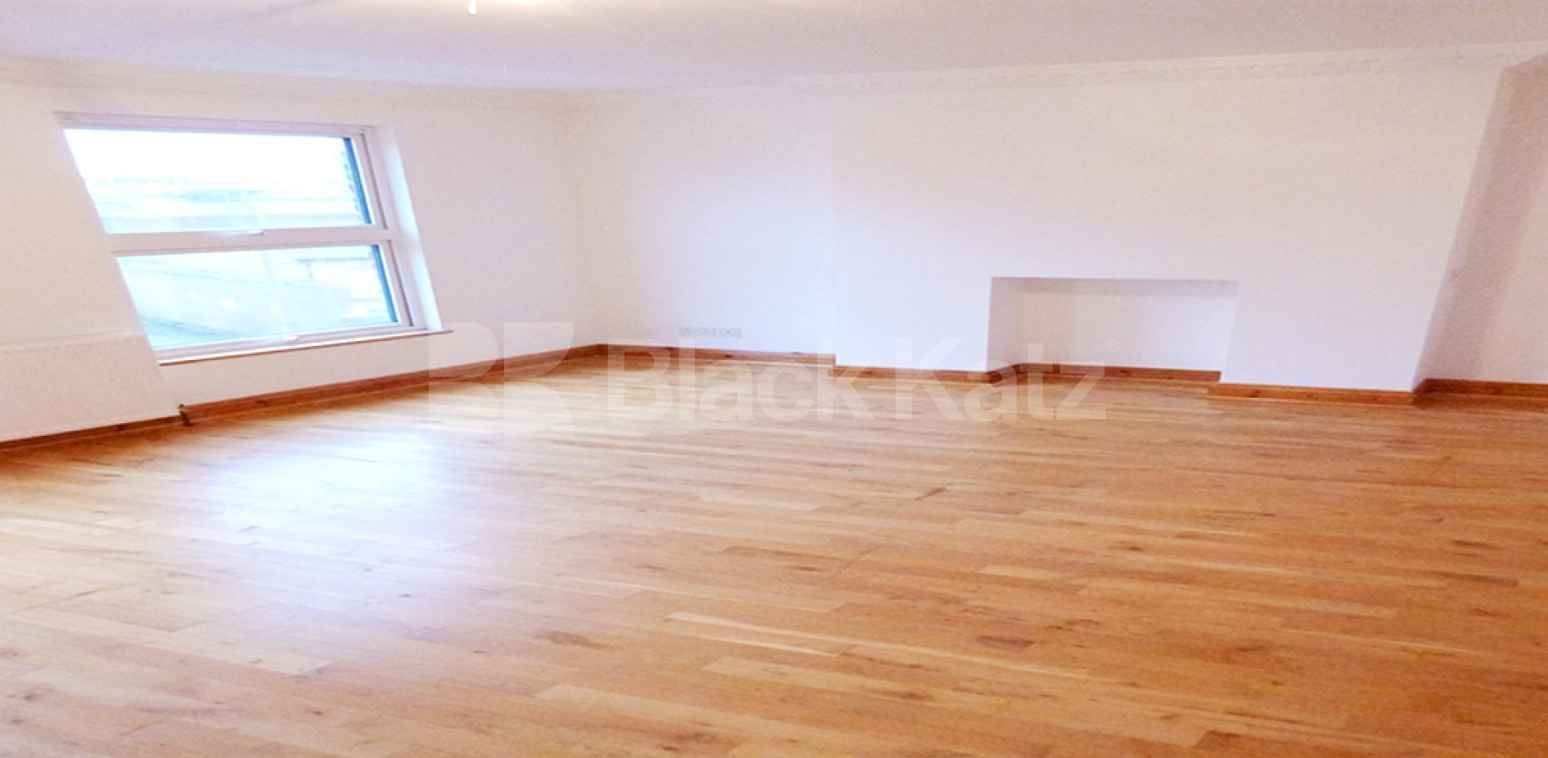 			NEW INSTRUCTION, 4 Bedroom, 1 bath, 1 reception Apartment			 Sulgrave Road, SHEPHERDS BUSH